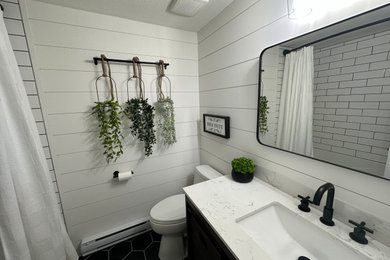 Complementary Contrasting Bathroom
