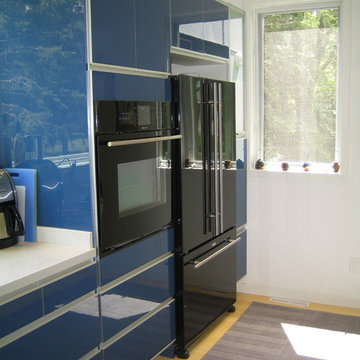X- Line 001 | kitchen