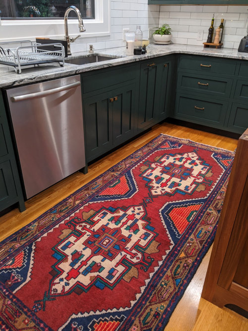 Kitchen dilemma or the million dollar question "Rug, or no rug?"