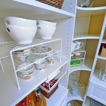 Organized Pantry Shelving