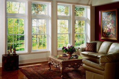 Transitional living room photo in Columbus