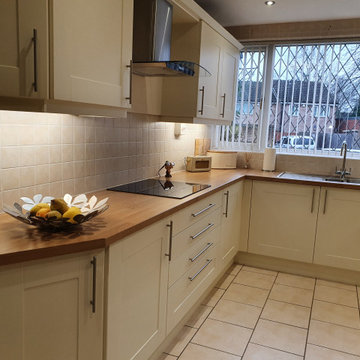 Shaker Pale Cream