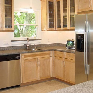 Modern Kitchen - Casa Linda, Dallas