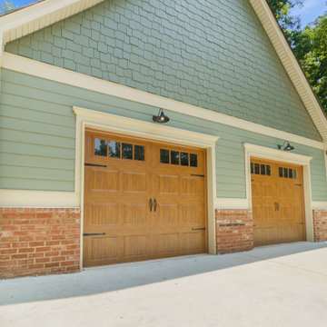 2-Car Detached Garage