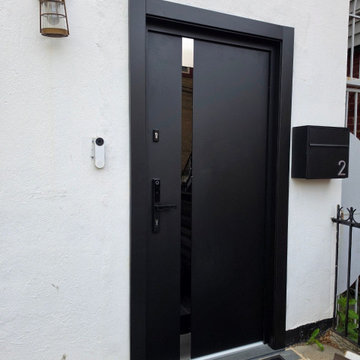 Cynex 6777 Black with second lock + smart lock and handle