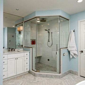 Remodeled Master Bathroom-Meridian Homes Inc.