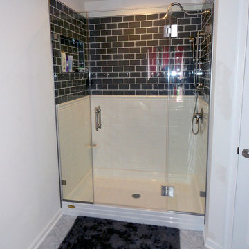 Custom Glass Panel Door Panel Shower Units