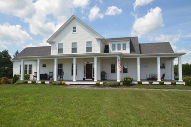 Cottage exterior home photo in Philadelphia
