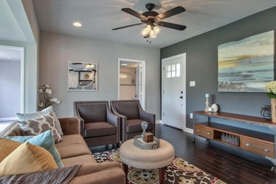 Living room photo in Phoenix