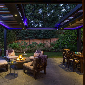 Louvered Pergolas & Motorized Screens