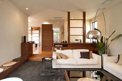 Inspiration for a world-inspired living room in Osaka.