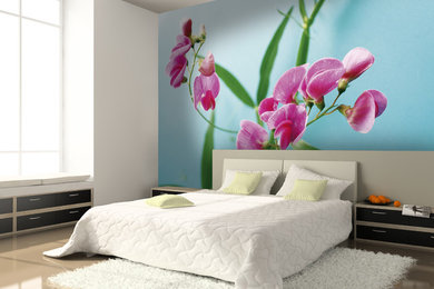 Bedroom - mid-sized modern bedroom idea in New York