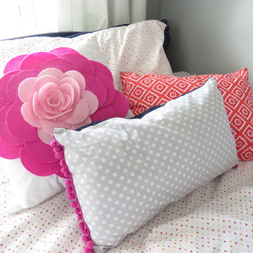 Shared Kids' Bedroom - girl's pillows