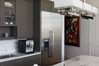 Example of a trendy kitchen design in Houston