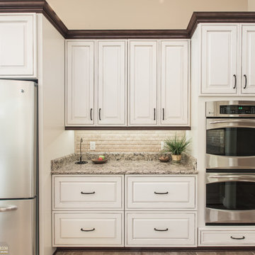 Mills (Waypoint) Zelmar Kitchen Remodel