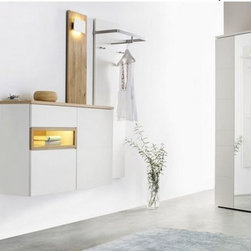Fox Hallway 4  Sudbrock - Storage And Organization