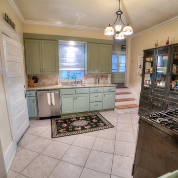 932 NW 16th St