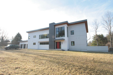 Minimalist exterior home photo in New York