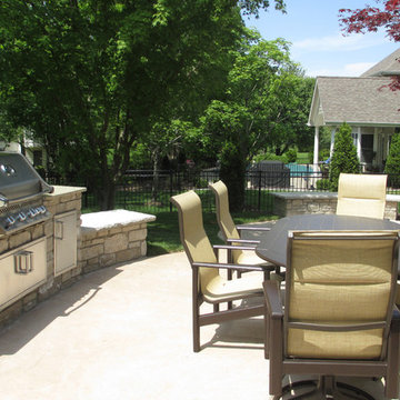 Outdoor Kitchens, Grills, and Refrigerators