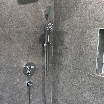 Modern Bathroom Transformation – Details that Impress