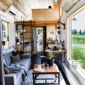 Hollywood Actor's Off Grid Tiny Home