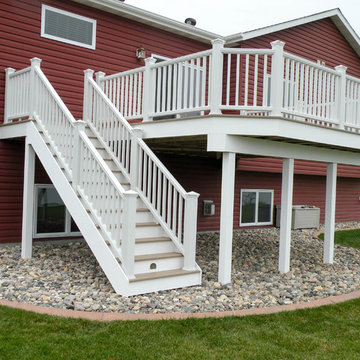 Upper Level Deck