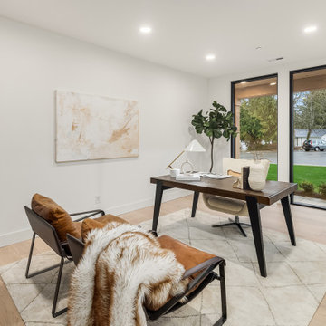 Golf Course Modern