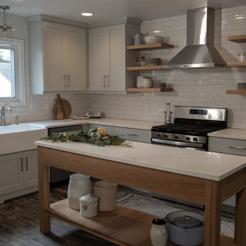 Showplace EVO Kitchen - Maple Pierce w/ Gunsmoke