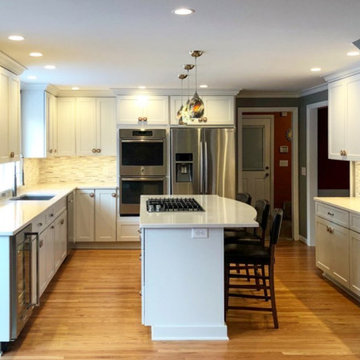Kitchen designs by Kitchen Express II, LLC
