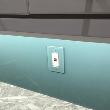 Back Painted Glass Backsplash