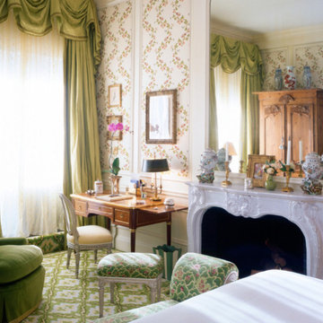 Decorating with Carpets: Bedrooms