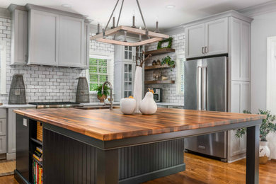 Inspiration for a transitional kitchen remodel in Atlanta