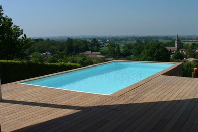 Mittelgroßer Moderner Pool in Toulouse