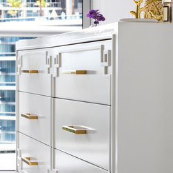 Icon Brickell Residence - Dressers
