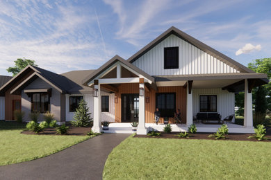 Diseño de fachada de casa blanca y gris de estilo de casa de campo de tamaño medio de una planta con revestimiento de madera, tejado a dos aguas, tejado de metal y panel y listón
