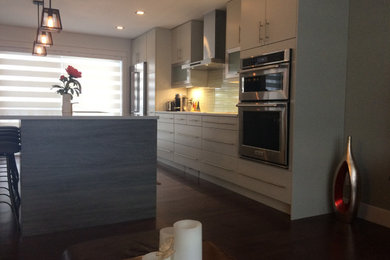 Tuscan kitchen photo in Ottawa
