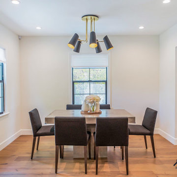 Conti, Studio City - Kitchen and dining