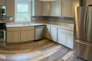 Kitchen photo in Bridgeport