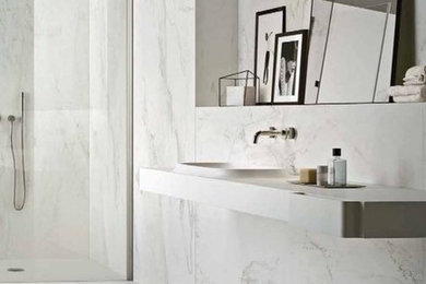 Bathroom - modern bathroom idea in Other