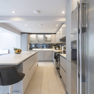 Contemporary white handleless kitchen