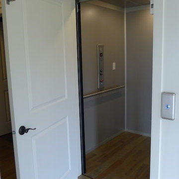 Barrier Free Elevator