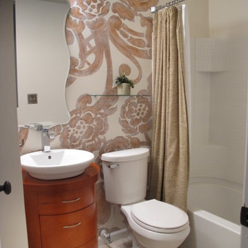 MURAL BATHROOM