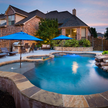 Freeform Pool, Dramatic Curves, Modern Look  - Prisock - 2019 Projects