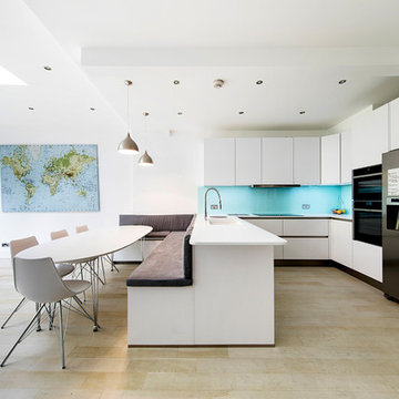 Fresh Compact Kitchen