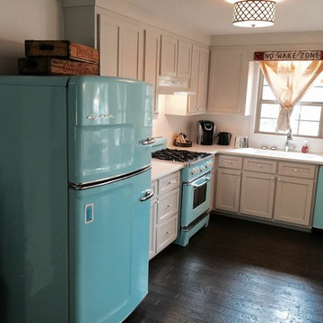 Big Chill Original Retro Refrigerator