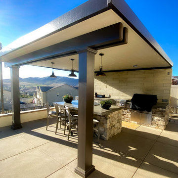 Outdoor Kitchens