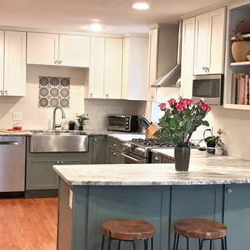 Kitchen with Family Room