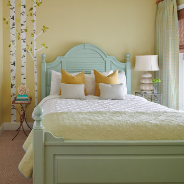 A relaxing guest bedroom