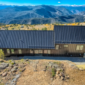 Model Home ~ The "Silver Streak"