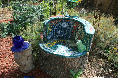 Inspiration for a mediterranean landscaping in Los Angeles.